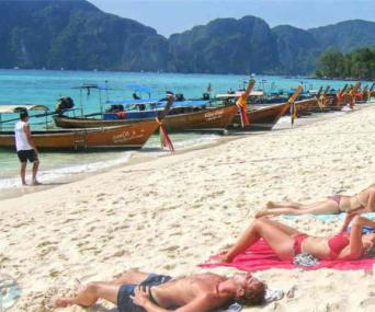 Phi Phi Island 2 Days 1 Night (First Class Overnight Package) - Image 2