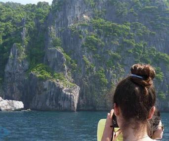 Phi Phi Island 2 Days 1 Night (First Class Overnight Package) - Image 4
